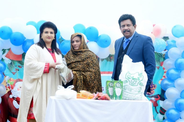 Christmas-Distribution-Widows-2019-10