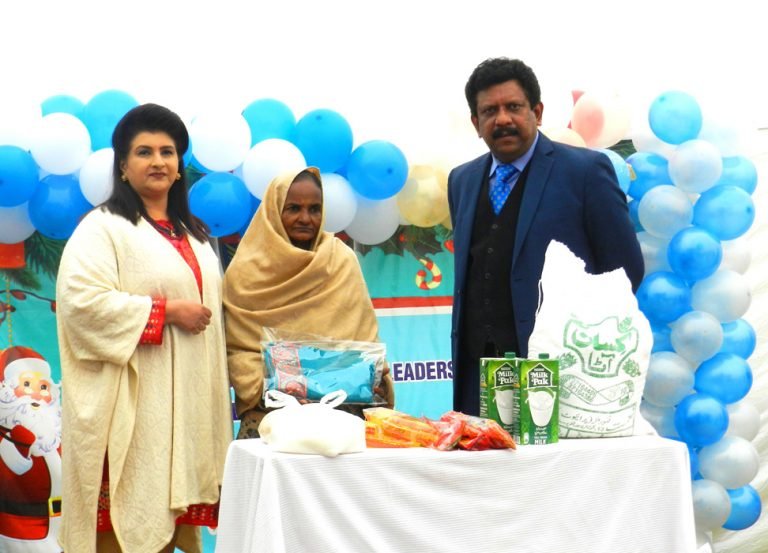 Christmas-Distribution-Widows-2019-19