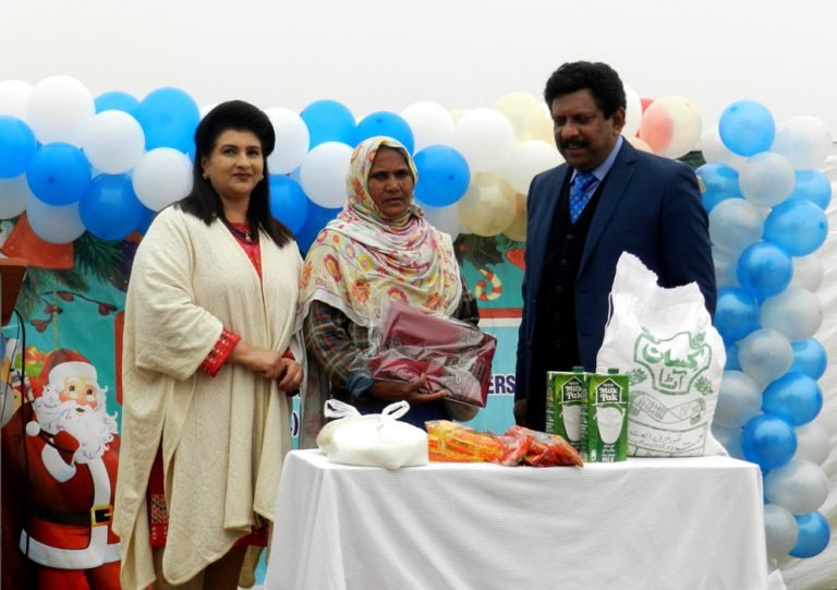 Christmas-Distribution-Widows-2019-20
