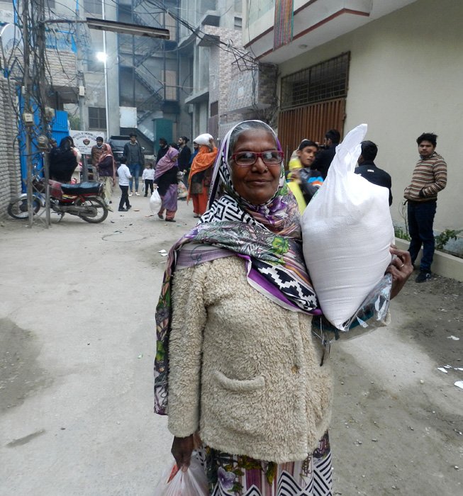 Christmas-Distribution-Widows-2019-27