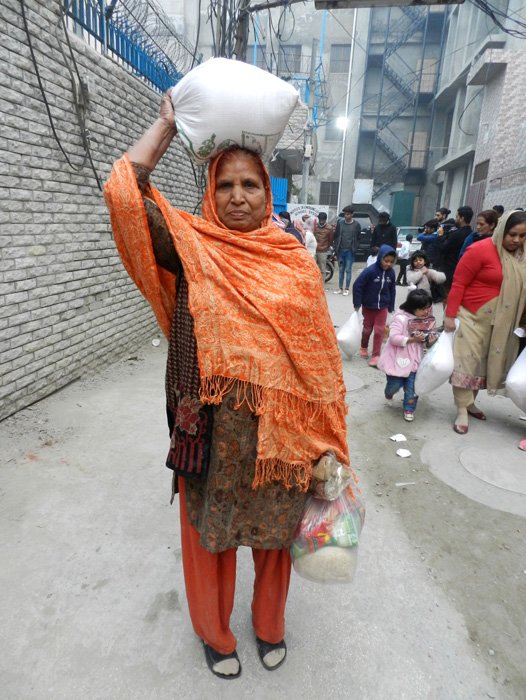 Christmas-Distribution-Widows-2019-28