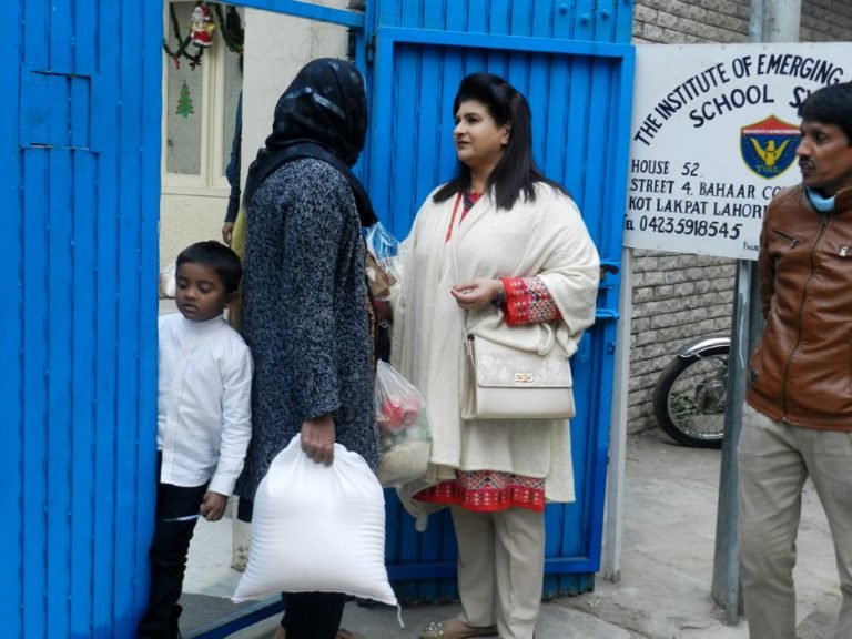Christmas-Distribution-Widows-2019-30