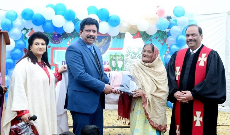 Christmas-Distribution-Widows-2019-7